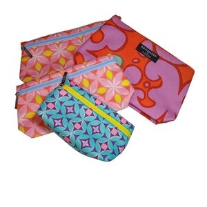 Clinique 4 Colorful Cosmetics Bags